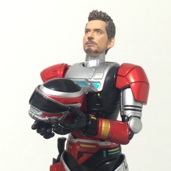 The Avengers (S.H. Figuarts) - Page 4 AIwzH8c0